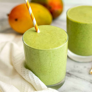 Mango+Kale+Yogurt Smoothie